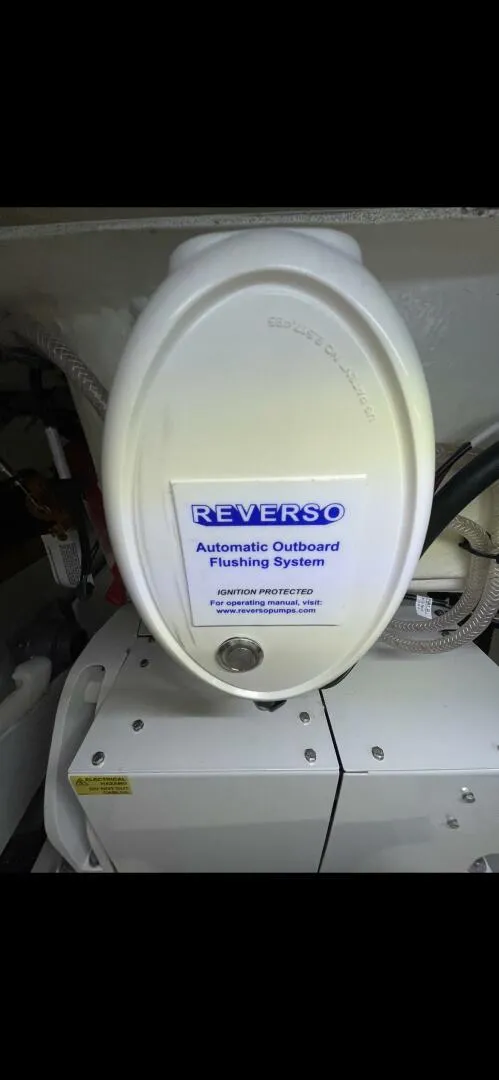 Slide: The Image of Sea Ray 37 2022 - 4544636