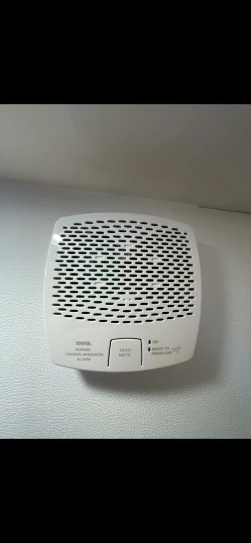 Slide: The Image of Sea Ray 37 2022 - 4544668