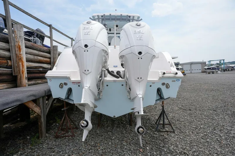 Slide: The Image of Sea Fox 328 Commander 2025 - 4584523