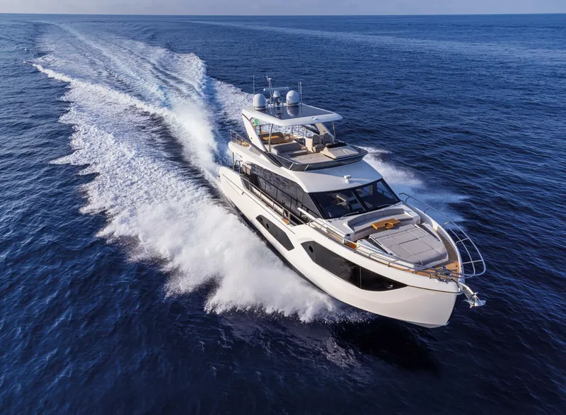 Slide: The Image of 2027 60 Absolute Flybridge - Profile - 4546881