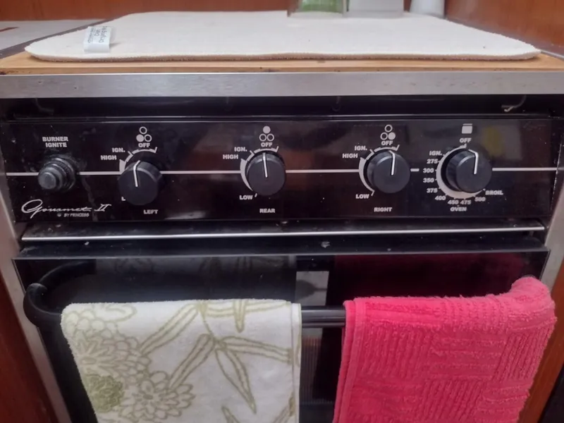 Slide: The Image of Paddy Wagon  propane oven - 4564815