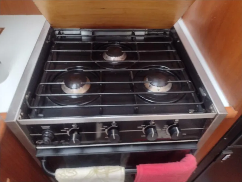 Slide: The Image of Paddy Wagon  propane stove - 4564816