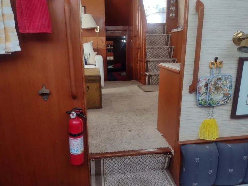 Slide: The Image of Paddy Wagon  salon - 4564820