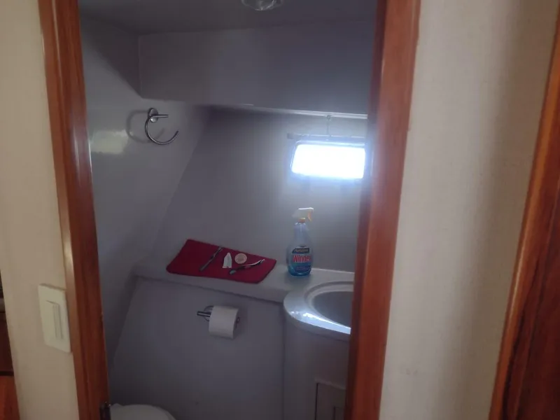 Slide: The Image of Paddy Wagon  forward head - 4564823