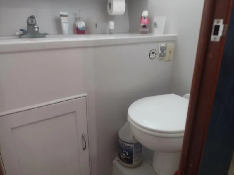 Slide: The Image of Paddy Wagon  aft head - 4564830