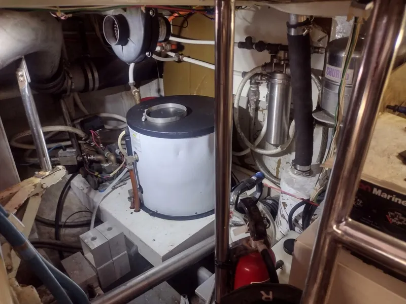 Slide: The Image of Paddy Wagon  water heater  - 4564834