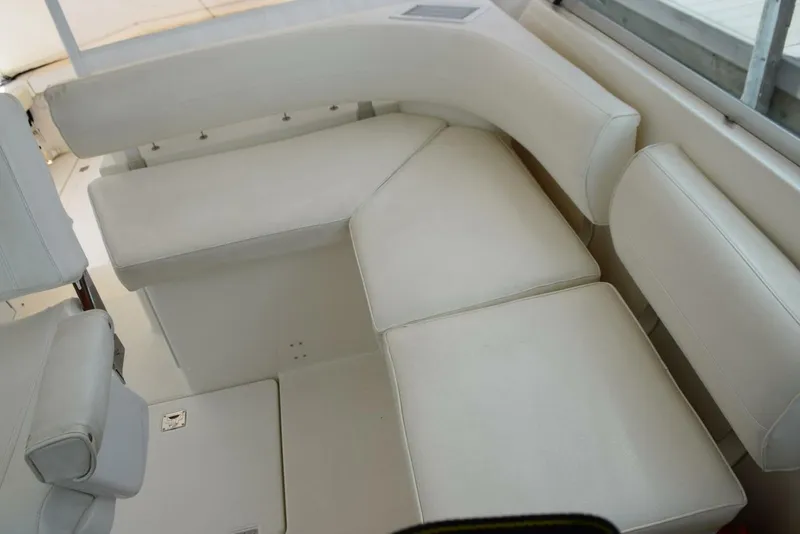 Slide: The Image of Helm Dock Lounge - 4549379