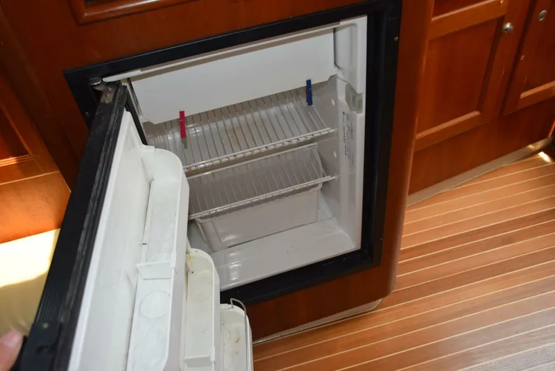 Slide: The Image of Refrigerator    - 4549388