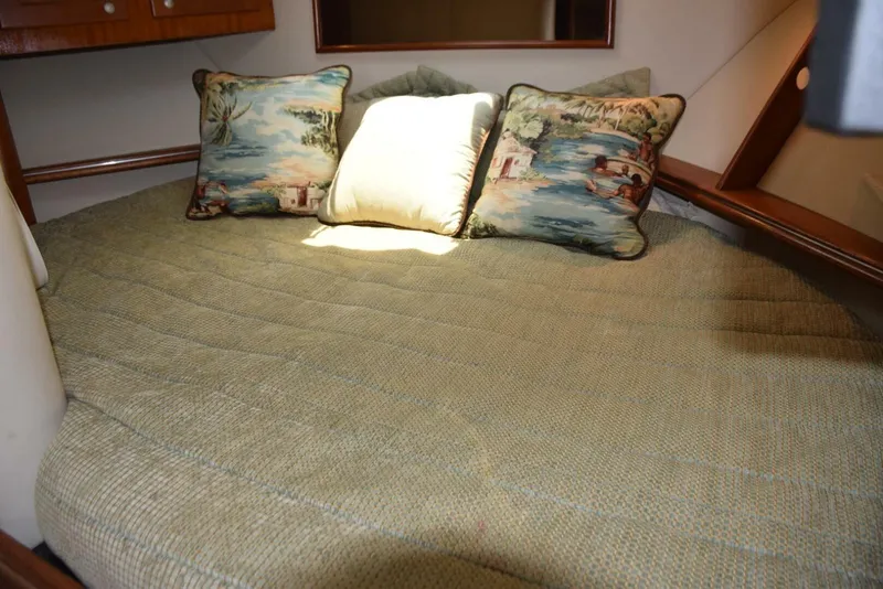 Slide: The Image of Large Berth Area   - 4549391