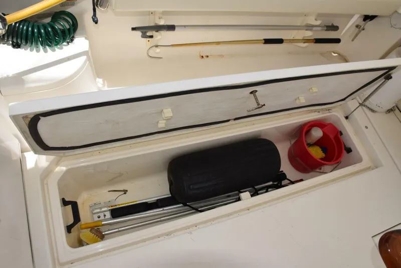 Slide: The Image of Underdeck Fish Box, Starboard   - 4549403