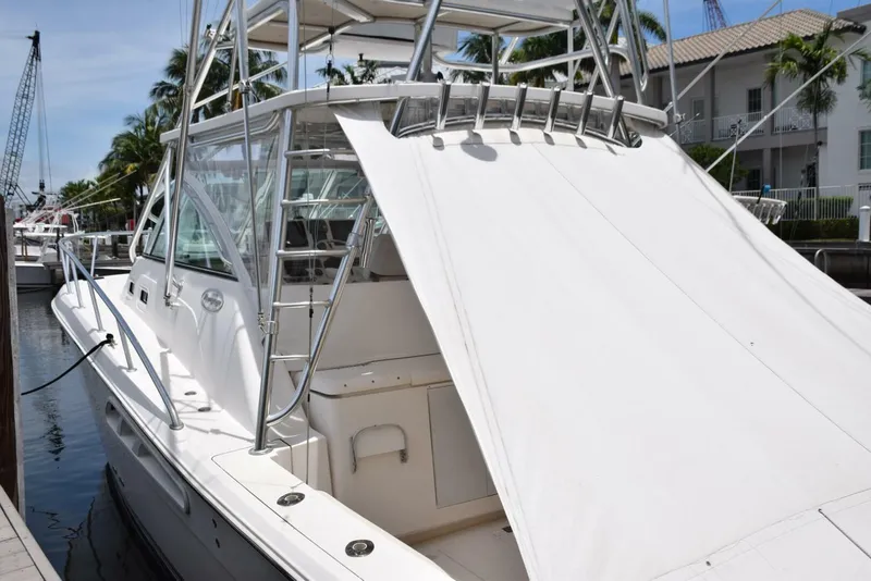 Slide: The Image of Nice Walkaround Side Deck   - 4549408