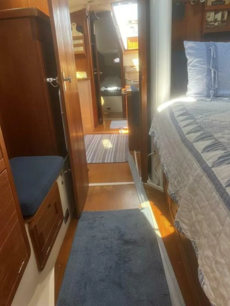 Slide: The Image of Walk Thru From Master - 4553020