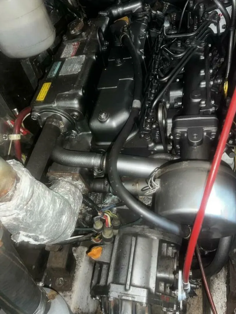 Slide: The Image of Yanmar Top View - 4553028