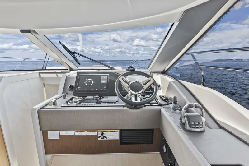 Slide: The Image of 2026 Prestige F5.7 Flybridge - Helm - 5618265