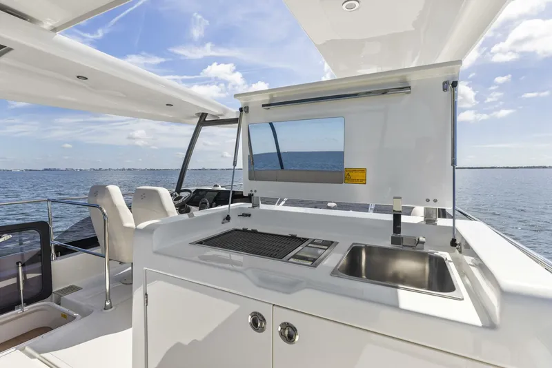 Slide: The Image of 2026 Prestige F5.7 Flybridge - Flybridge Wet Bar - 5618369