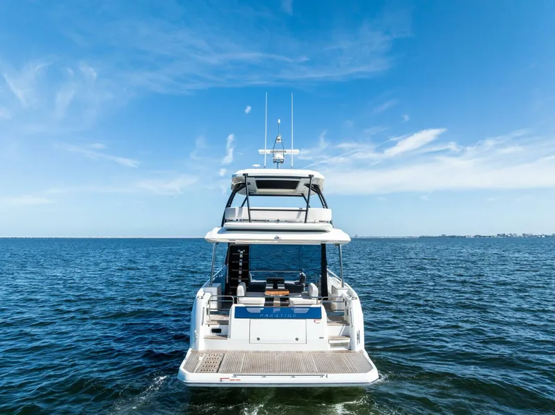 Slide: The Image of 2026 Prestige F5.7 Flybridge - Stern - 5618244