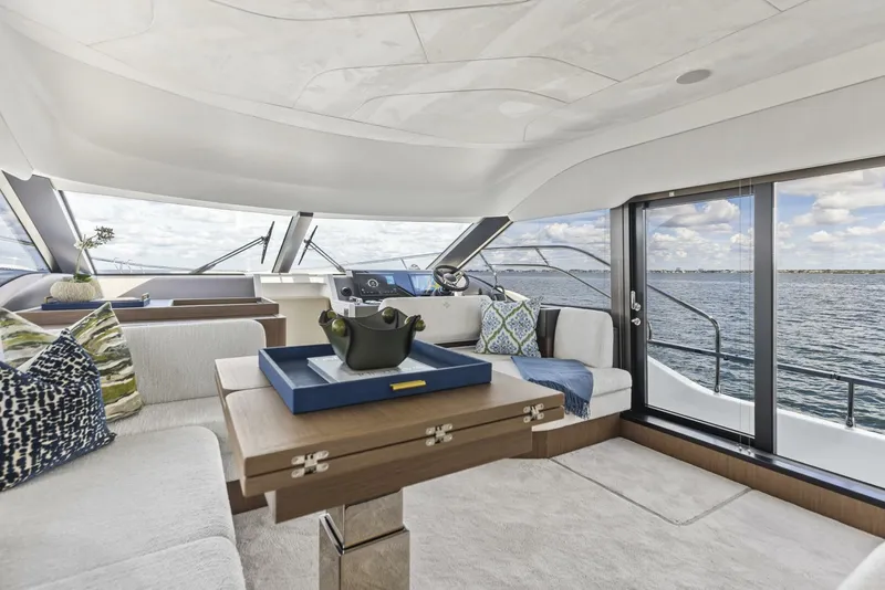 Slide: The Image of 2026 Prestige F5.7 Flybridge - Dinette - 5618254