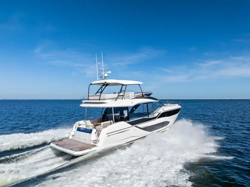 Slide: The Image of 2026 Prestige F5.7 Flybridge - Stern 3/4 Starboard - 5618231