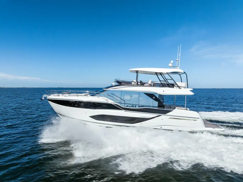 Slide: The Image of 2026 Prestige F5.7 Flybridge - Port - 5618220