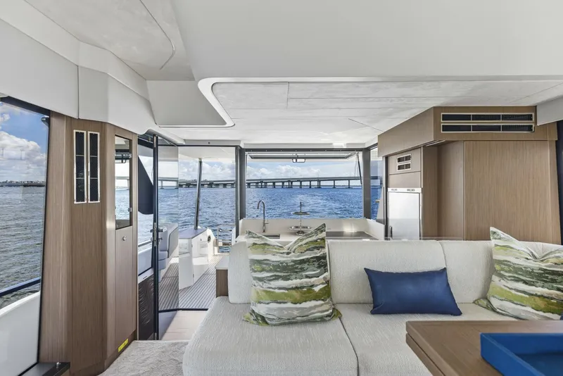 Slide: The Image of 2026 Prestige F5.7 Flybridge - Dinette - 5618273