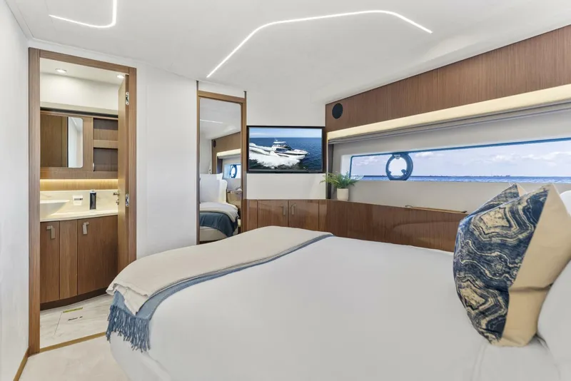 Slide: The Image of 2026 Prestige F5.7 Flybridge - Guest VIP Suite - 5618526