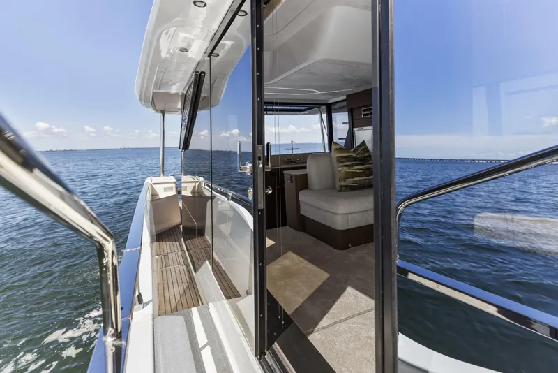 Slide: The Image of 2026 Prestige F5.7 Flybridge - Starboard Companionway - 5618520