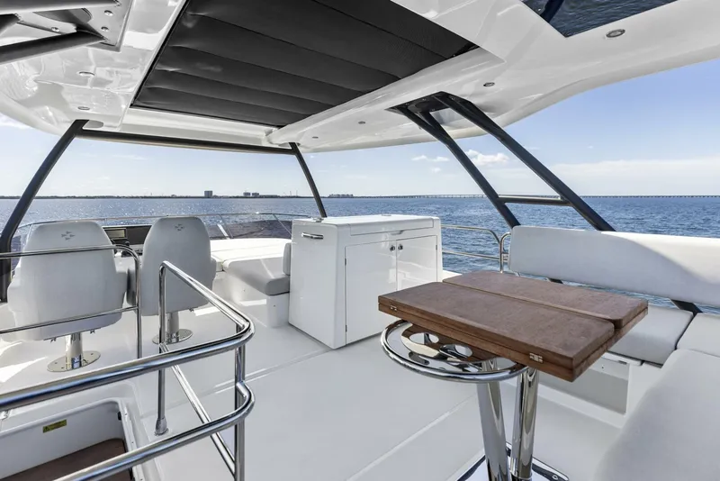 Slide: The Image of 2026 Prestige F5.7 Flybridge - Flybridge - 5618299