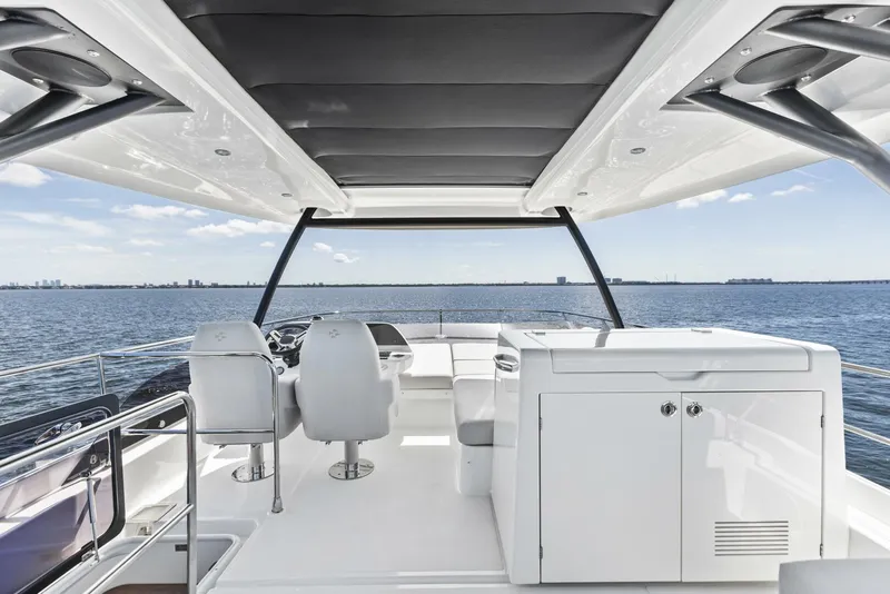 Slide: The Image of 2026 Prestige F5.7 Flybridge - Flybridge - 5618298