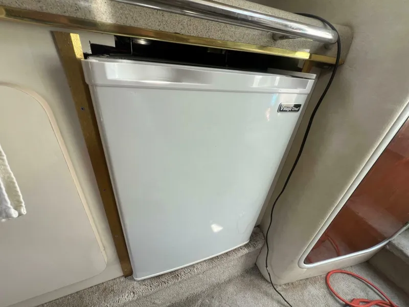 Slide: The Image of Monterey 302 Cruiser 2000 - 4553996