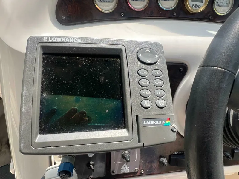 Slide: The Image of Monterey 302 Cruiser 2000 - 4553976