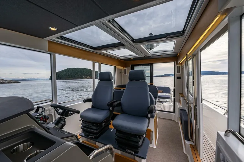 Slide: The Image of Nimbus C11 2024 - 5775483