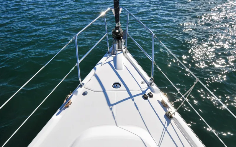 Slide: The Image of Hunter 45CC   Coralee   Offered For Sale582 - 4556605