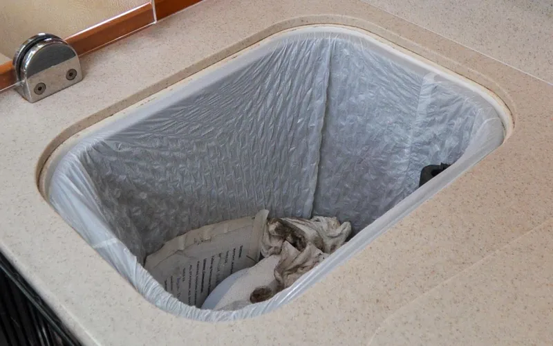 Slide: The Image of Hunter 45CC   Coralee   Offered For Sale681 - 4565670