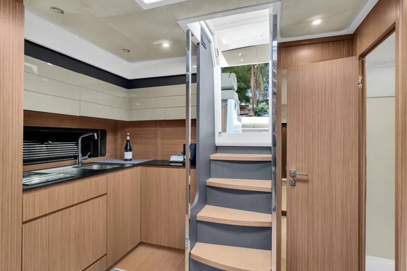 Slide: The Image of 2016 Azimut 43 - 4557809