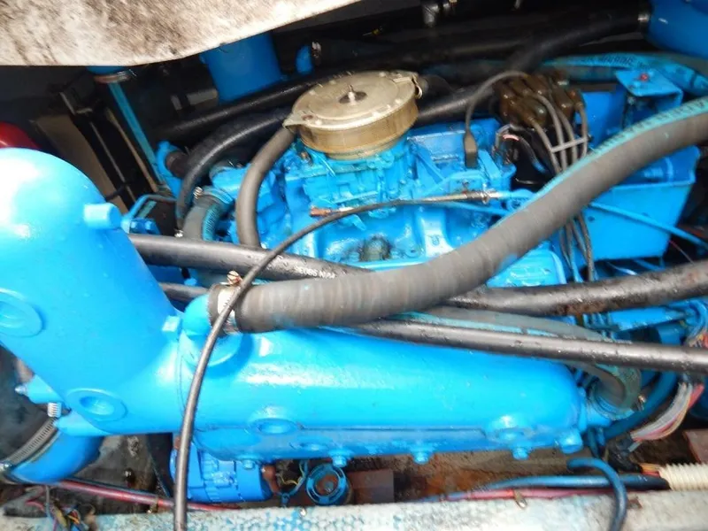 Slide: The Image of Carver Mariner 2897 1983 - 4564902