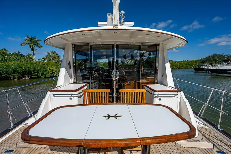 Slide: The Image of Hunt Yachts 52 2011 - 4560256