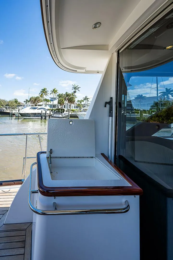 Slide: The Image of Hunt Yachts 52 2011 - 4560259