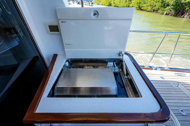 Slide: The Image of Hunt Yachts 52 2011 - 4560260