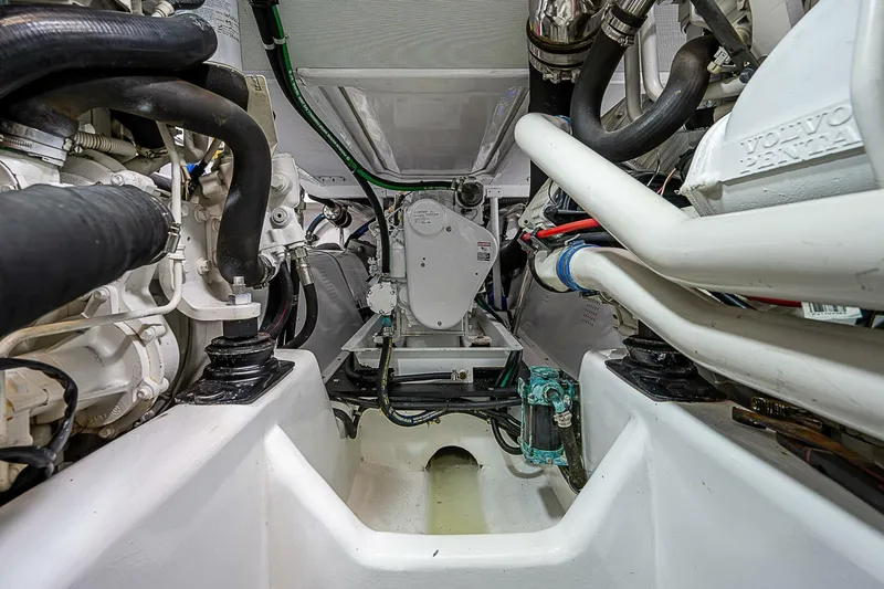 Slide: The Image of Hunt Yachts 52 2011 - 4560263