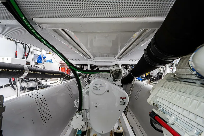 Slide: The Image of Hunt Yachts 52 2011 - 4560267