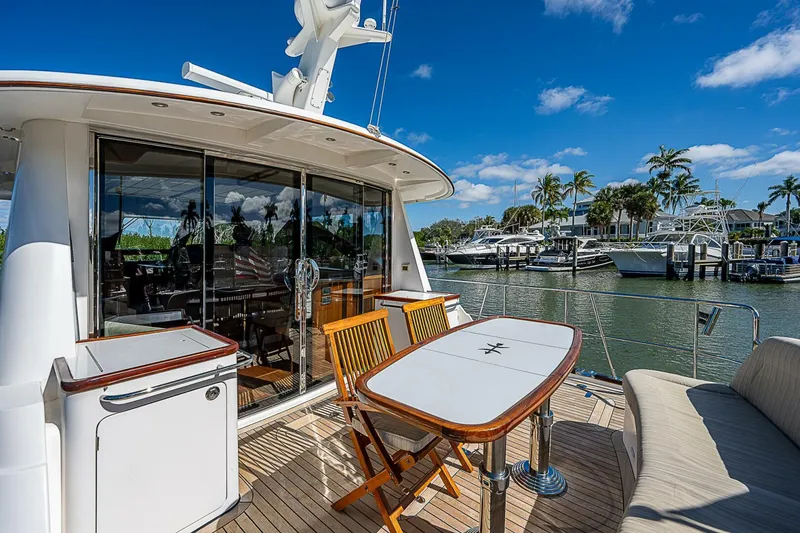 Slide: The Image of Hunt Yachts 52 2011 - 4560252