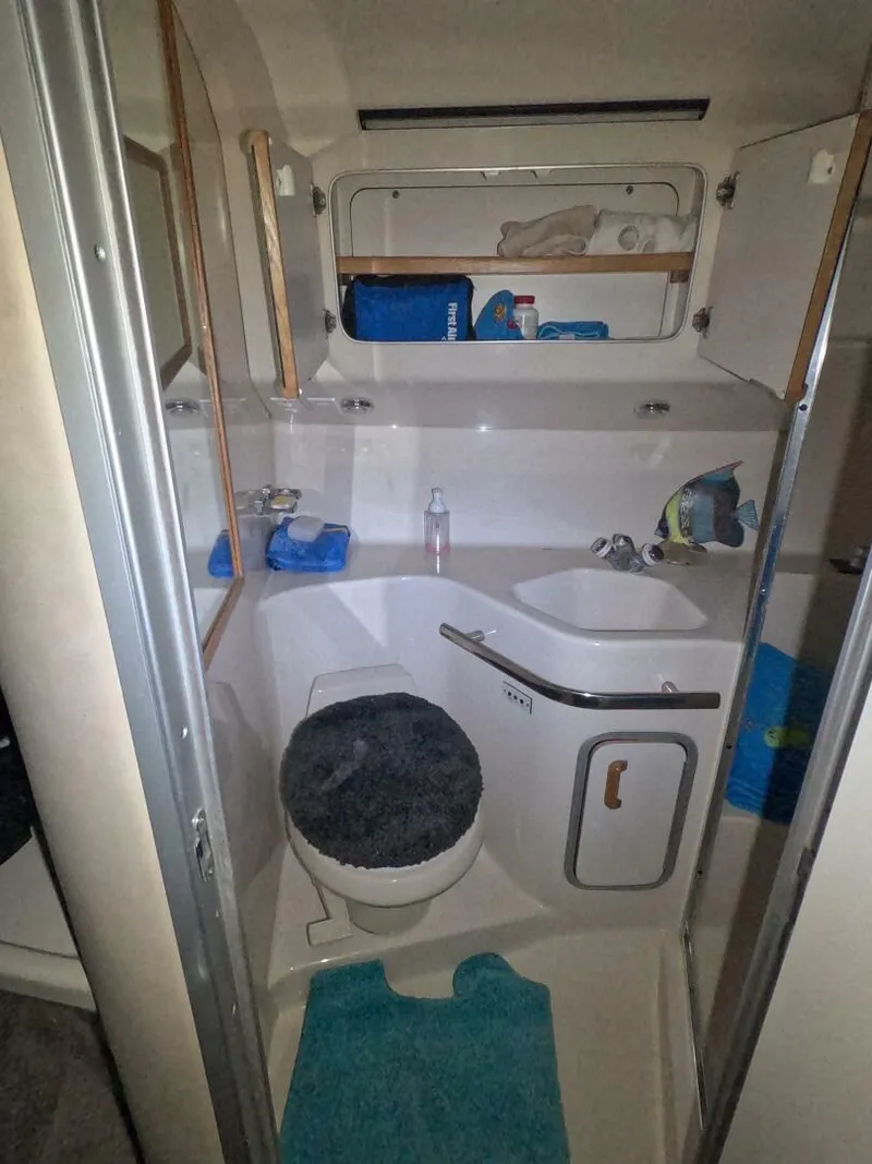 Slide: The Image of Sea Ray 400 Express 1995 - 4561336