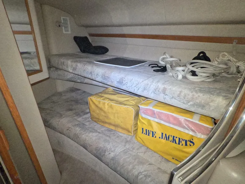 Slide: The Image of Sea Ray 400 Express 1995 - 4561338