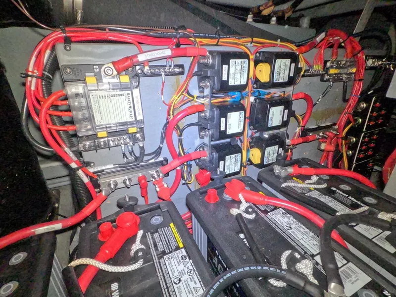 Slide: The Image of Sea Ray 400 Express 1995 - 4561344