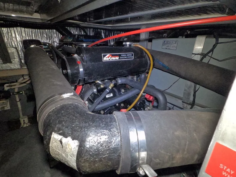 Slide: The Image of Sea Ray 400 Express 1995 - 4561346