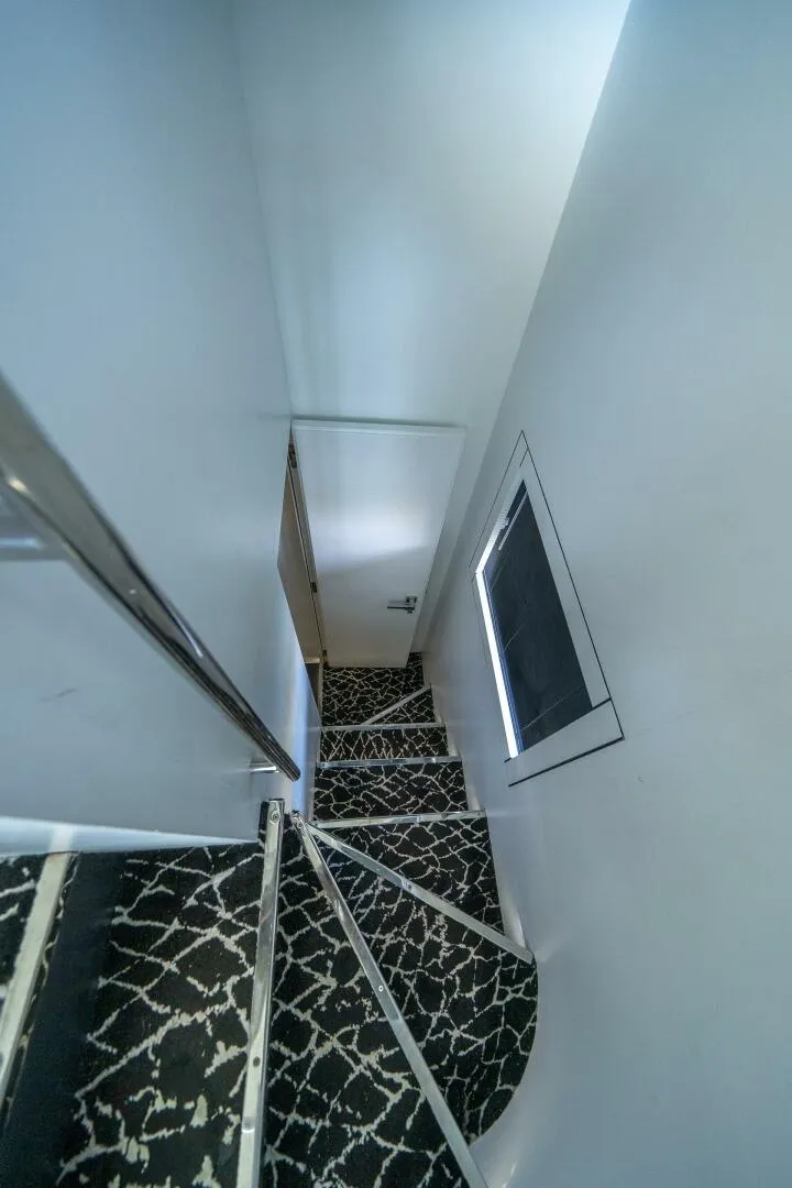 Slide: The Image of Pershing 80 2010 - 4562007