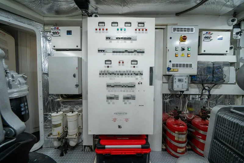 Slide: The Image of Pershing 80 2010 - 4562037