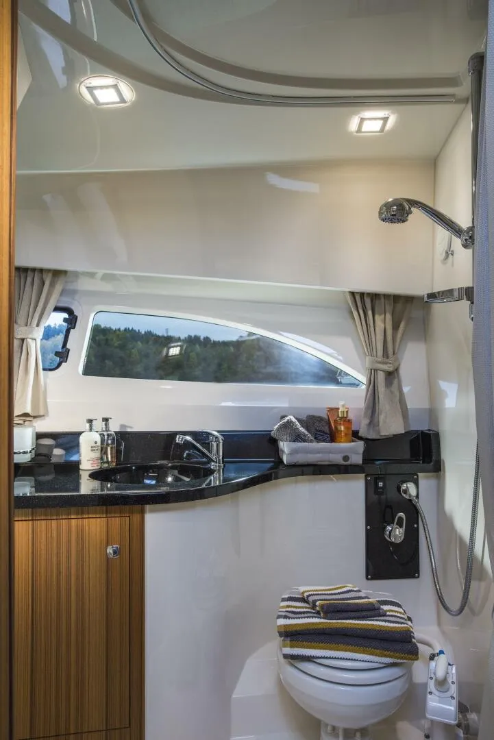 Slide: The Image of Marex 310 Sun Cruiser 2026 - 4562203