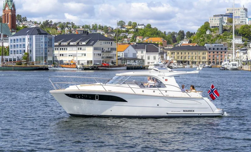 Slide: The Image of Marex 310 Sun Cruiser 2026 - 4562186