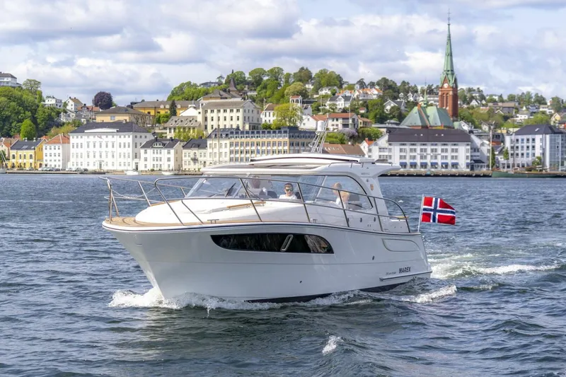 Slide: The Image of Marex 310 Sun Cruiser 2026 - 4562187
